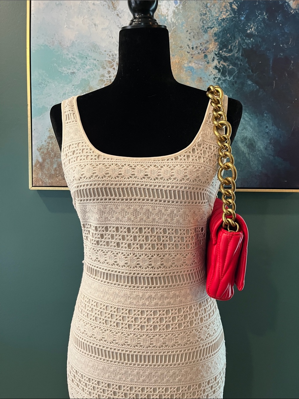 Montana West Red Quilted Shoulder Bag with Gold Chain - Picture 10 of 10